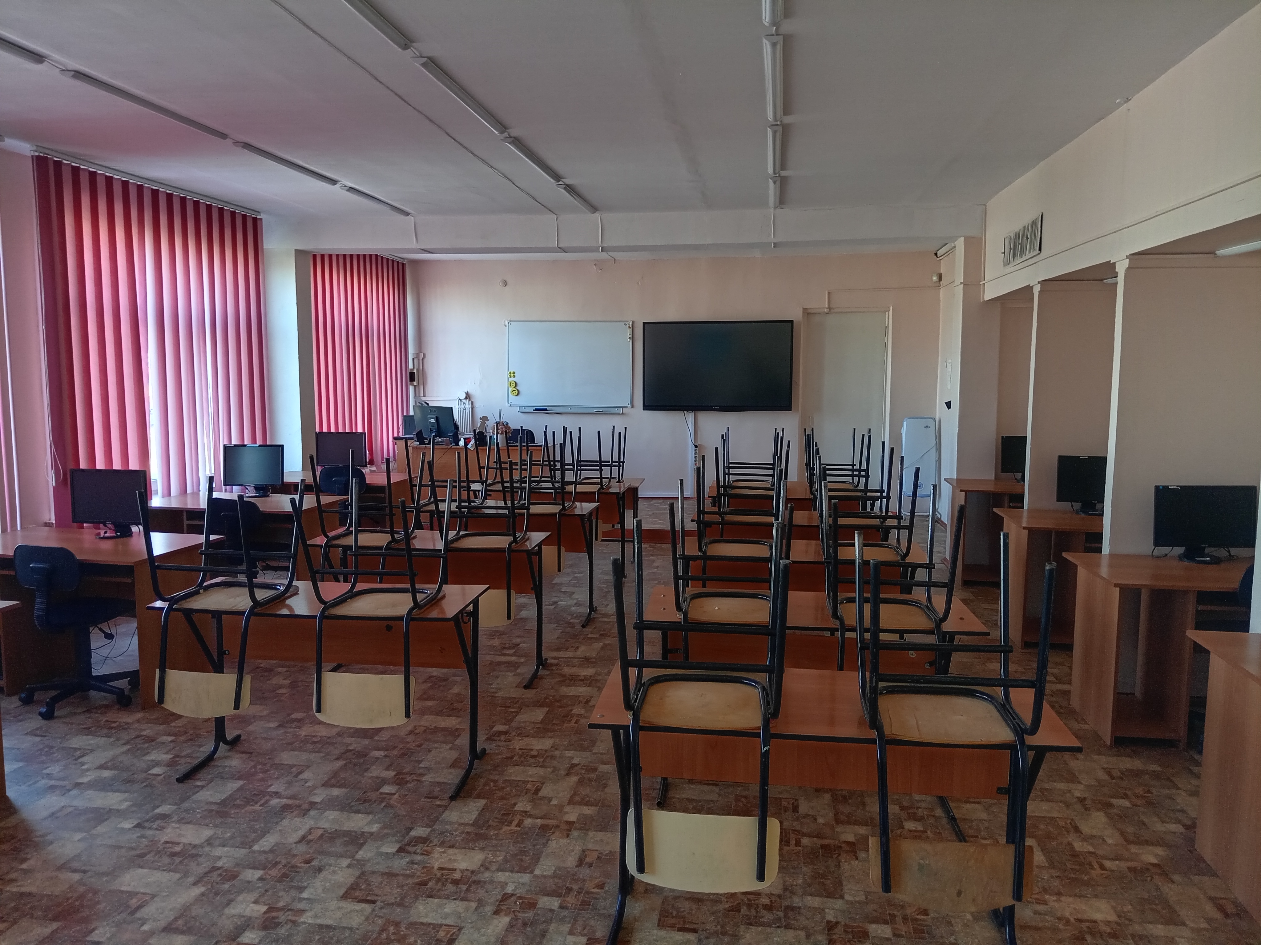 Изображения кабинета.